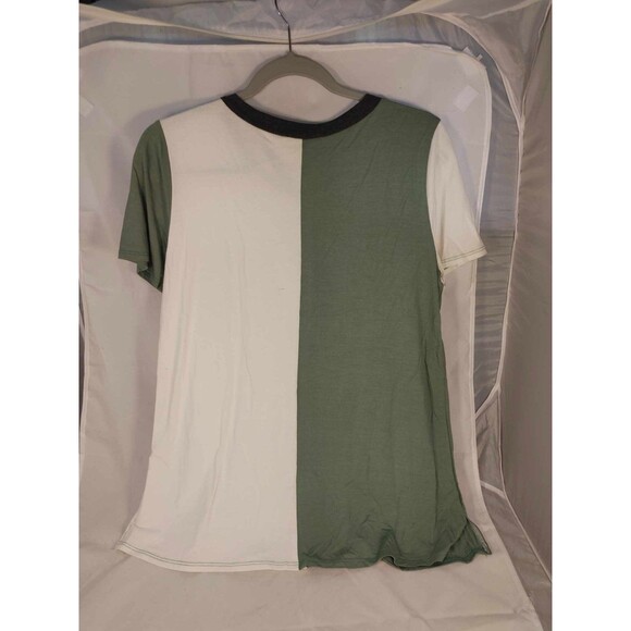 Betsey’s Boutique Tee Womens Medium - Picture 2 of 2